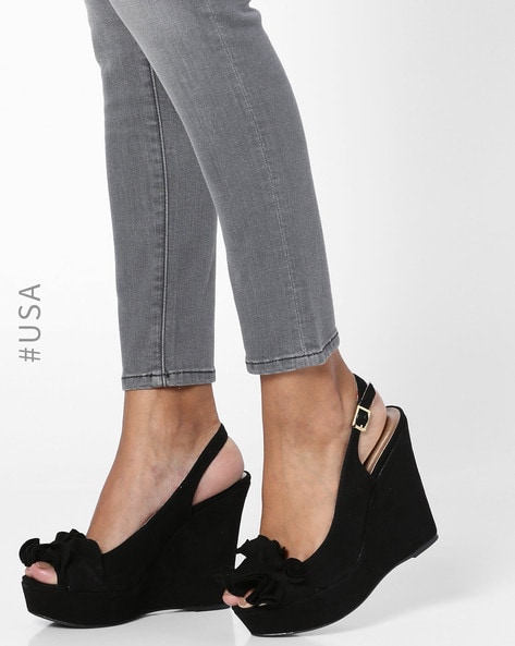 Qupid store black wedges