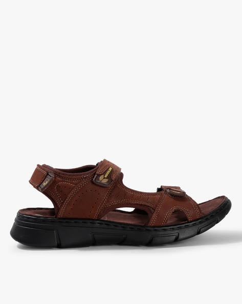 ajio woodland sandals