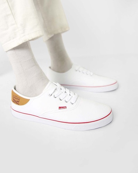 levis white casual shoes