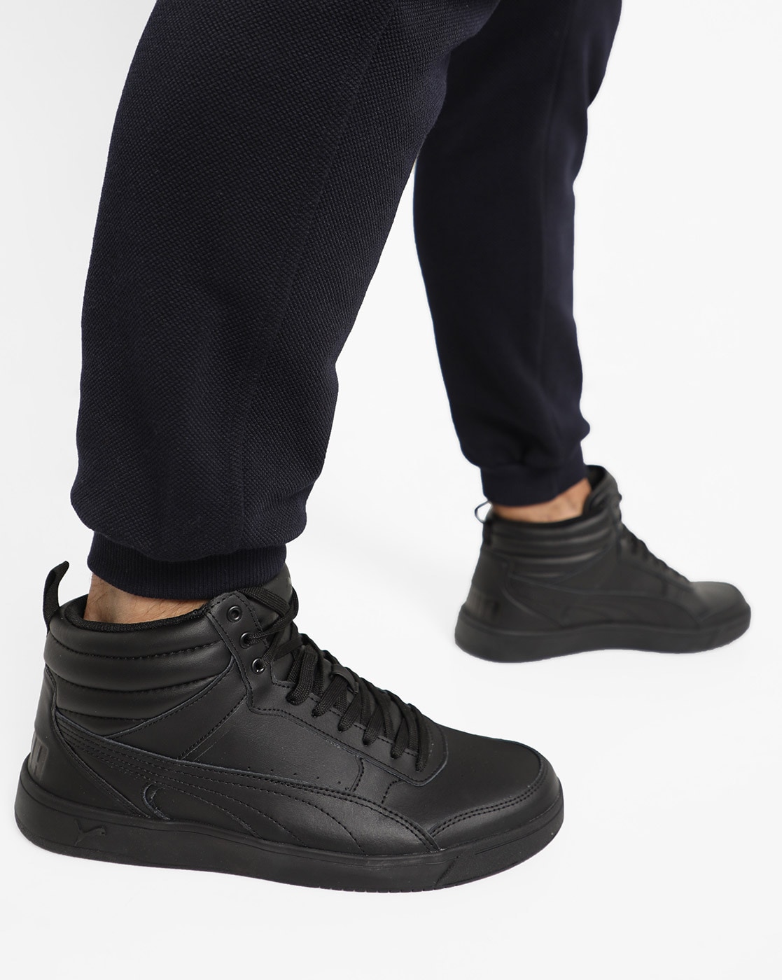 9 Must-Have All-Black Men's Sneakers