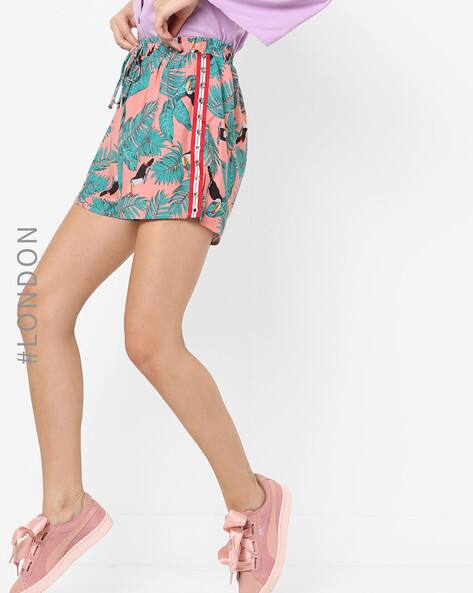 Tropical Print Shorts With Drawstring Waist By Glamorous ( Multi )