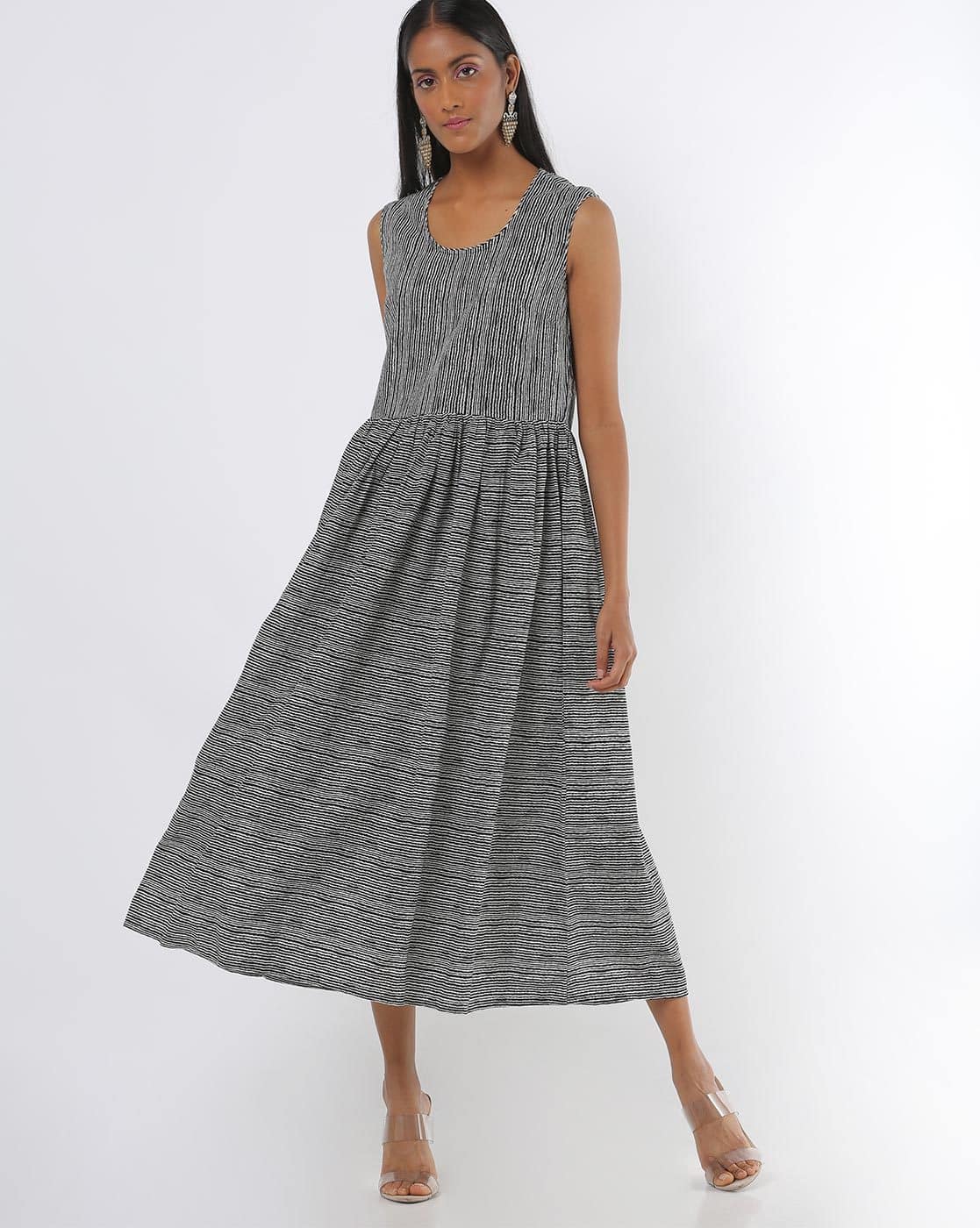 Buy Black Dresses \u0026 Gowns for Women by 