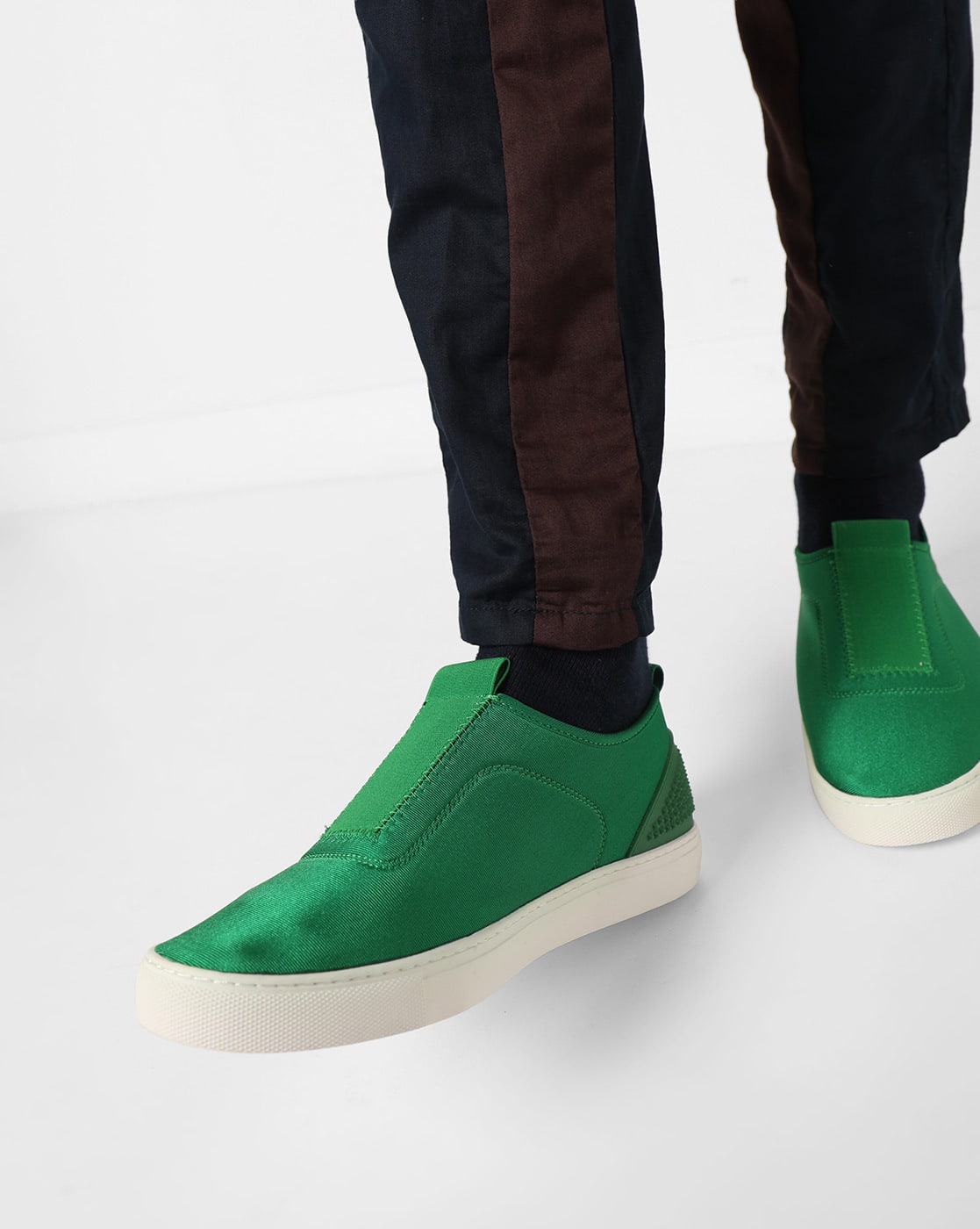 dark green sneakers men