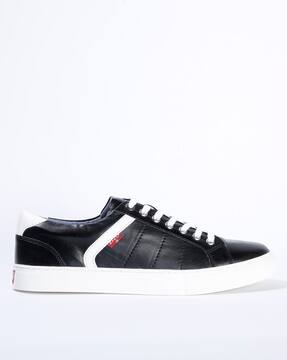 levi's picasso sneakers