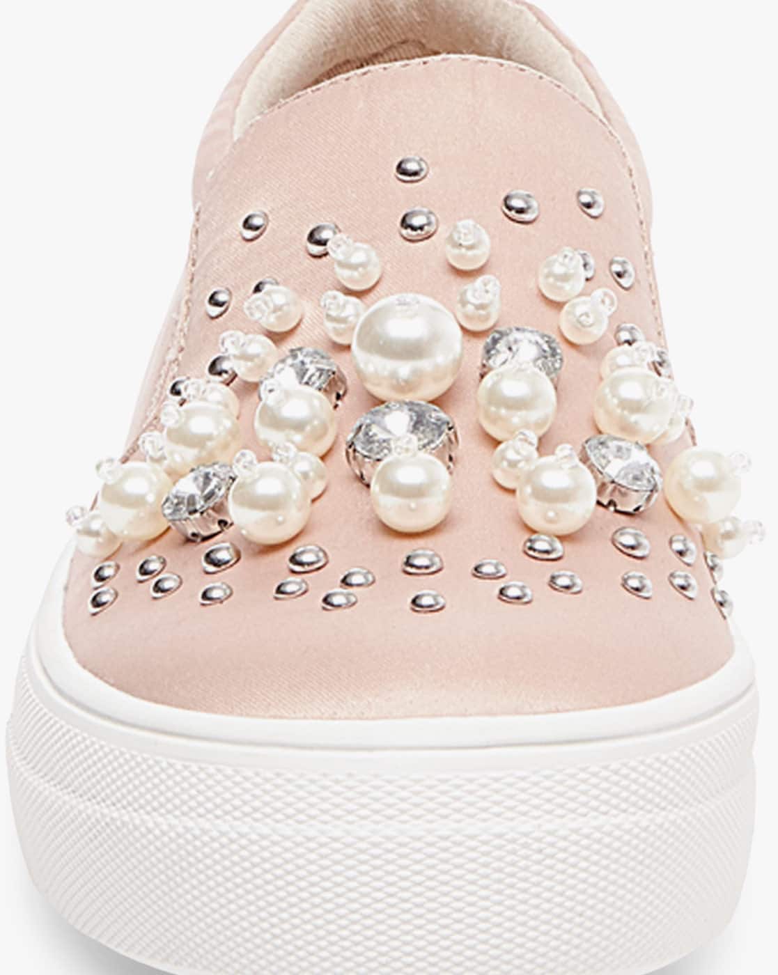 Blush Sneakers Steve Madden Blush Slip Ons Steve Madden Slip Ons