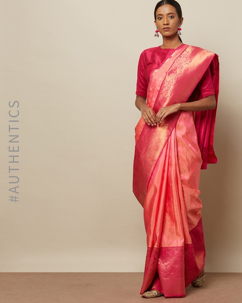 Saree hi-res stock photography and images - Page 2 - Alamy