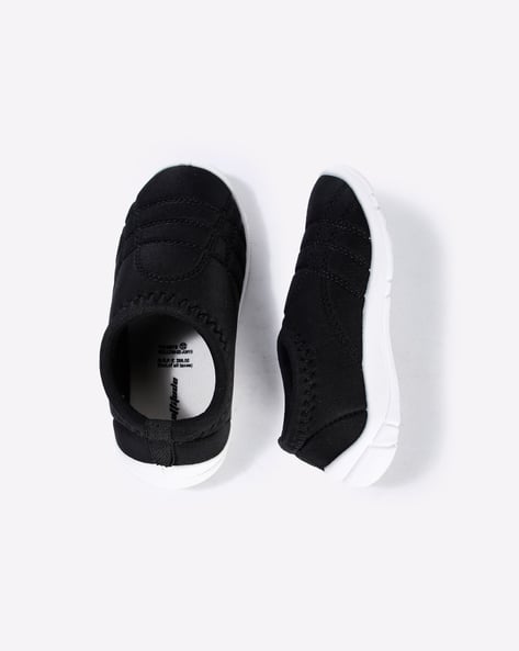 reliance shoes online