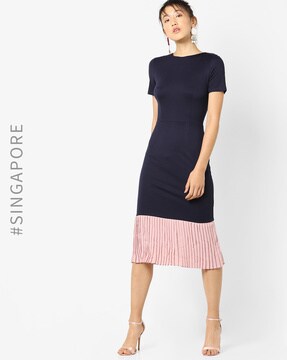 navy blue with pink dress