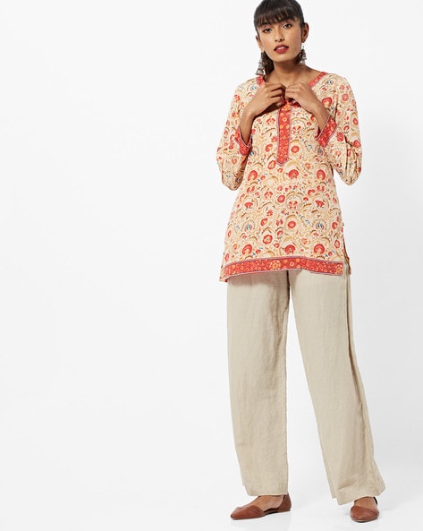 Printed Kurti with Notched Neckline