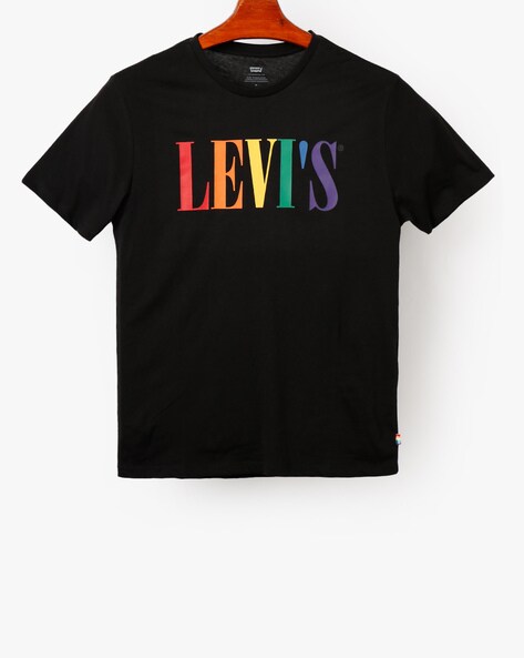 levis written t shirt