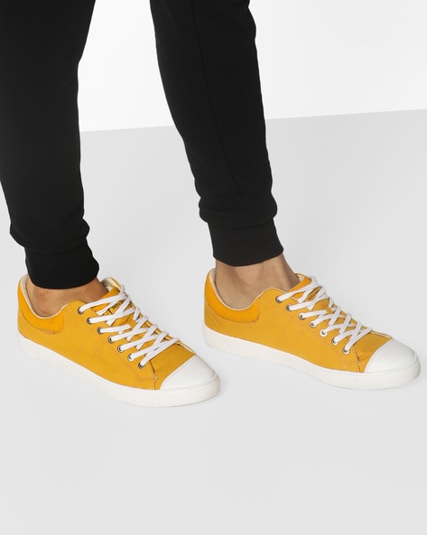 mustard yellow shoes men