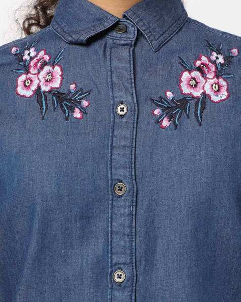 Buy online Roll-up Sleeved Floral Shirt from western wear for Women by  Purys for ₹699 at 53% off | 2024 Limeroad.com
