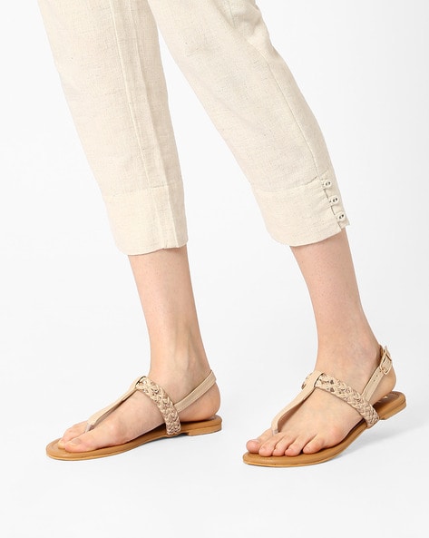 Ajio flat sale sandals