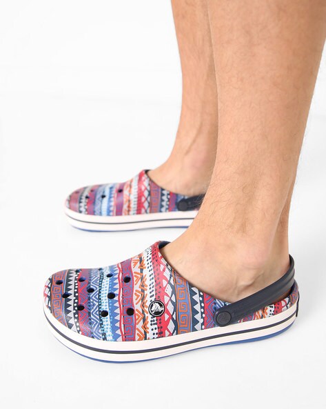 crocband graphic ii clog