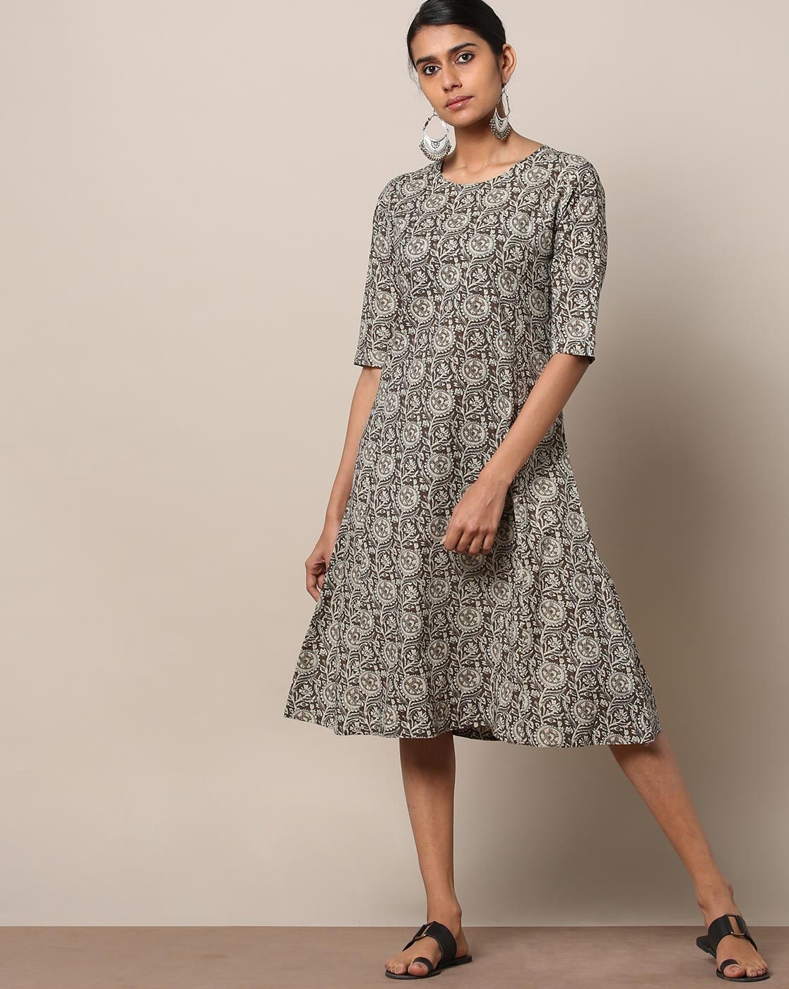dark grey dresses