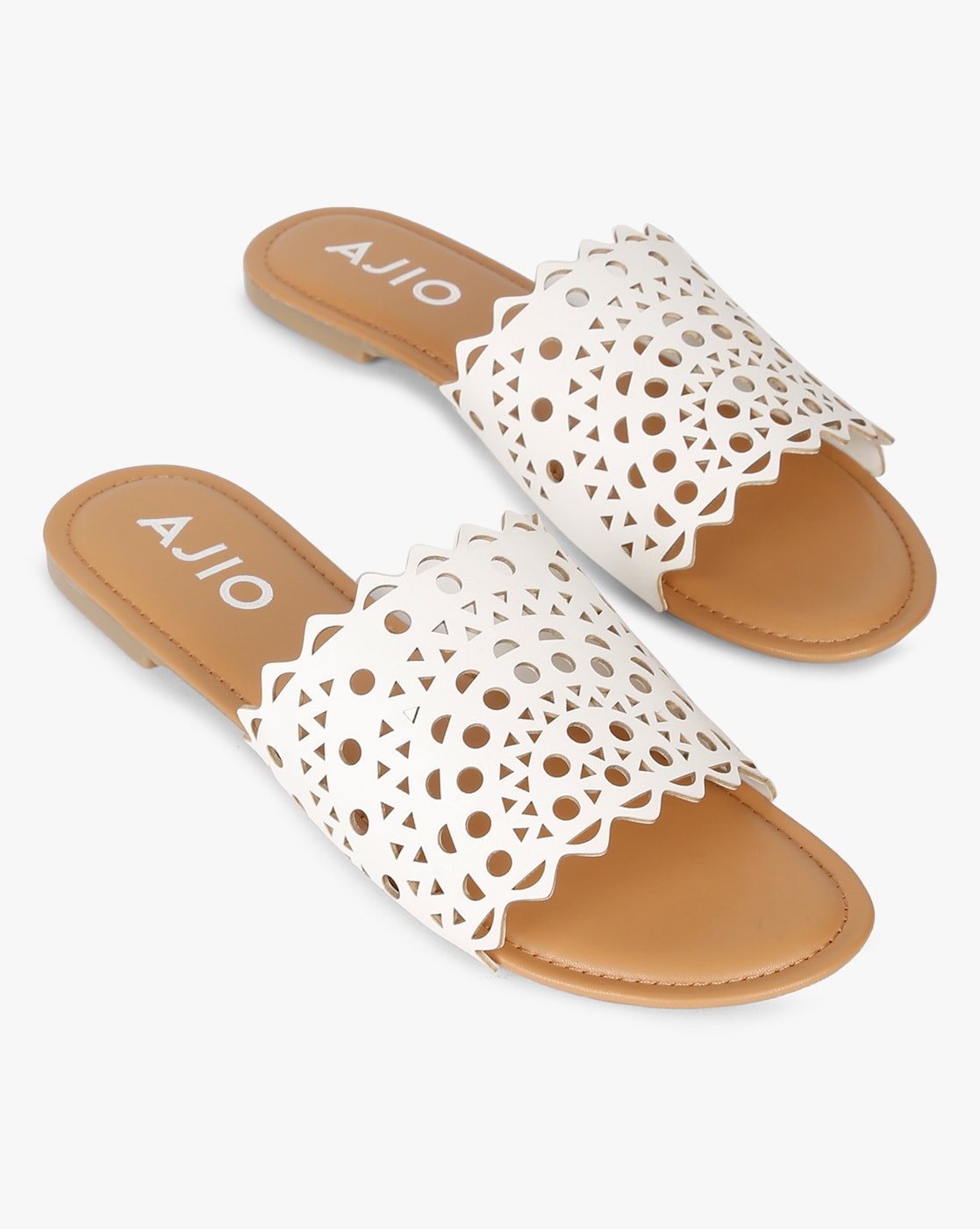 Ajio flats 2025