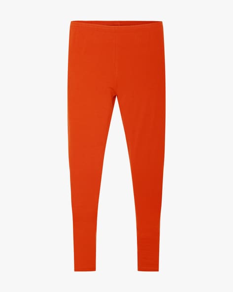 Fashion Union – Stretch-Leggings aus Samt in Rostrot Color: Orange