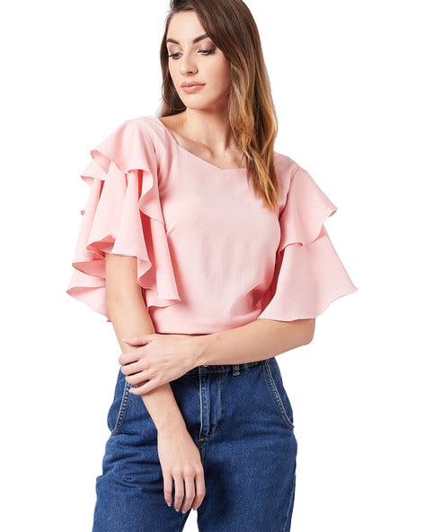 Top with Ruffles Sleeves