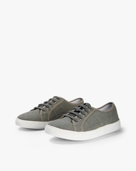 ajio shoes canvas