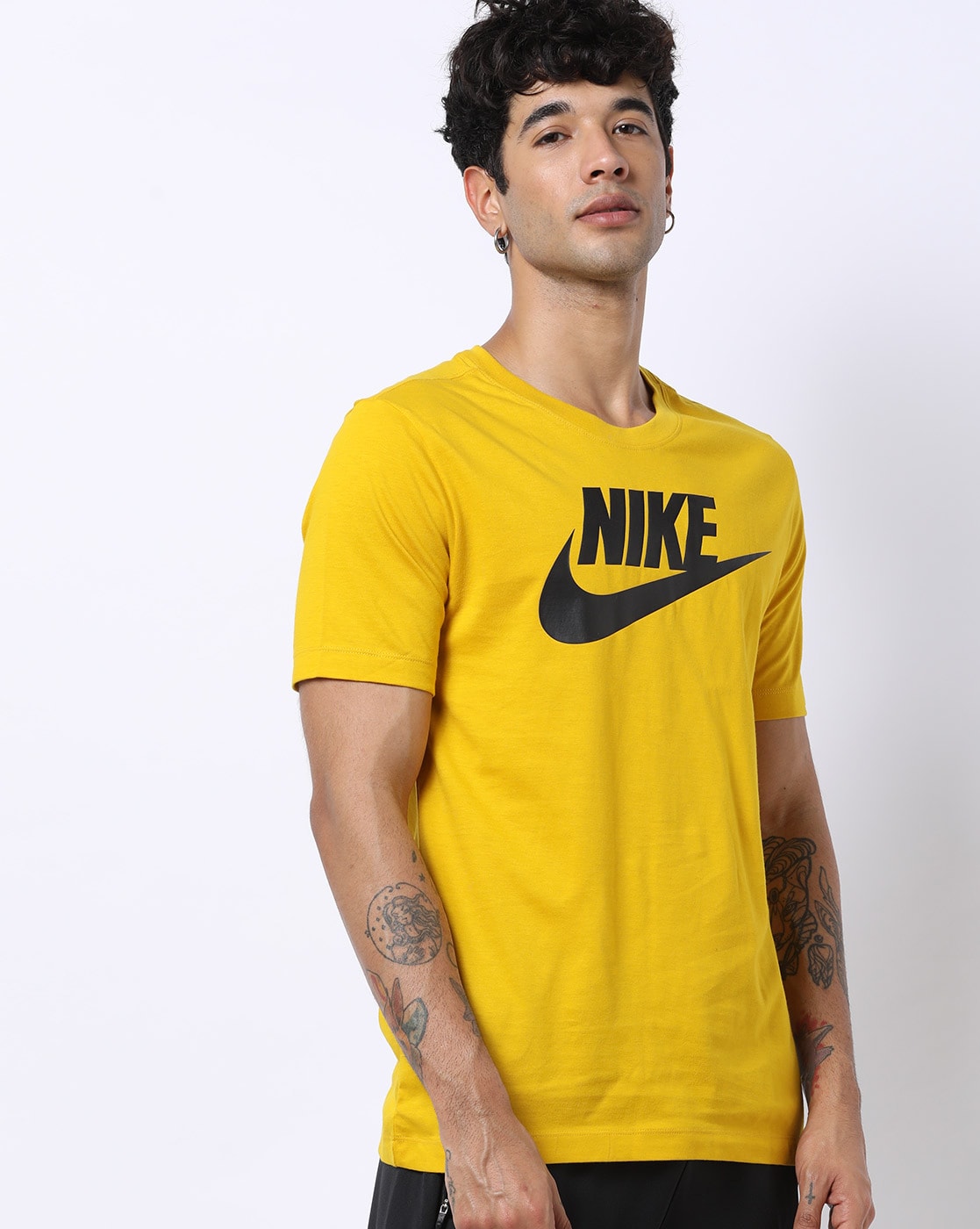 yellow nike t shirt mens