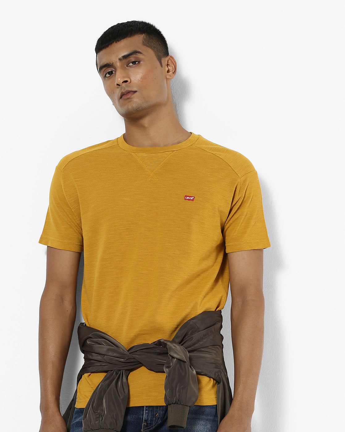 levis mustard t shirt