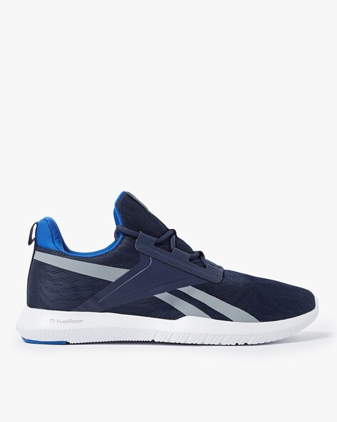 Reebok reago hot sale train shoes