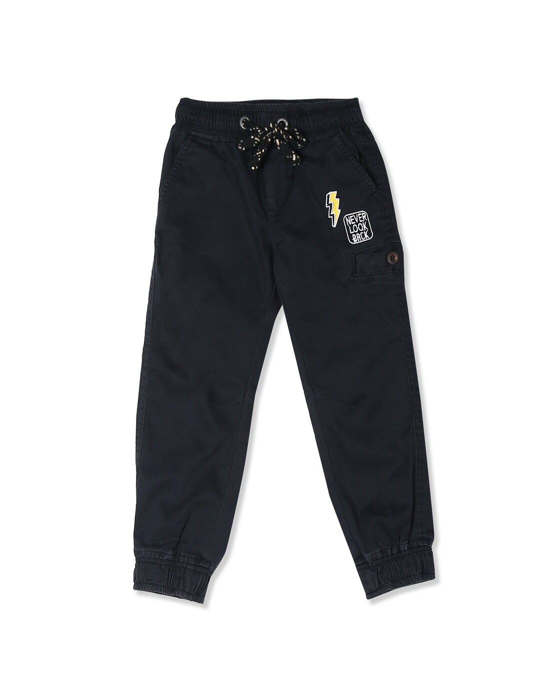 joggers with multiple pockets