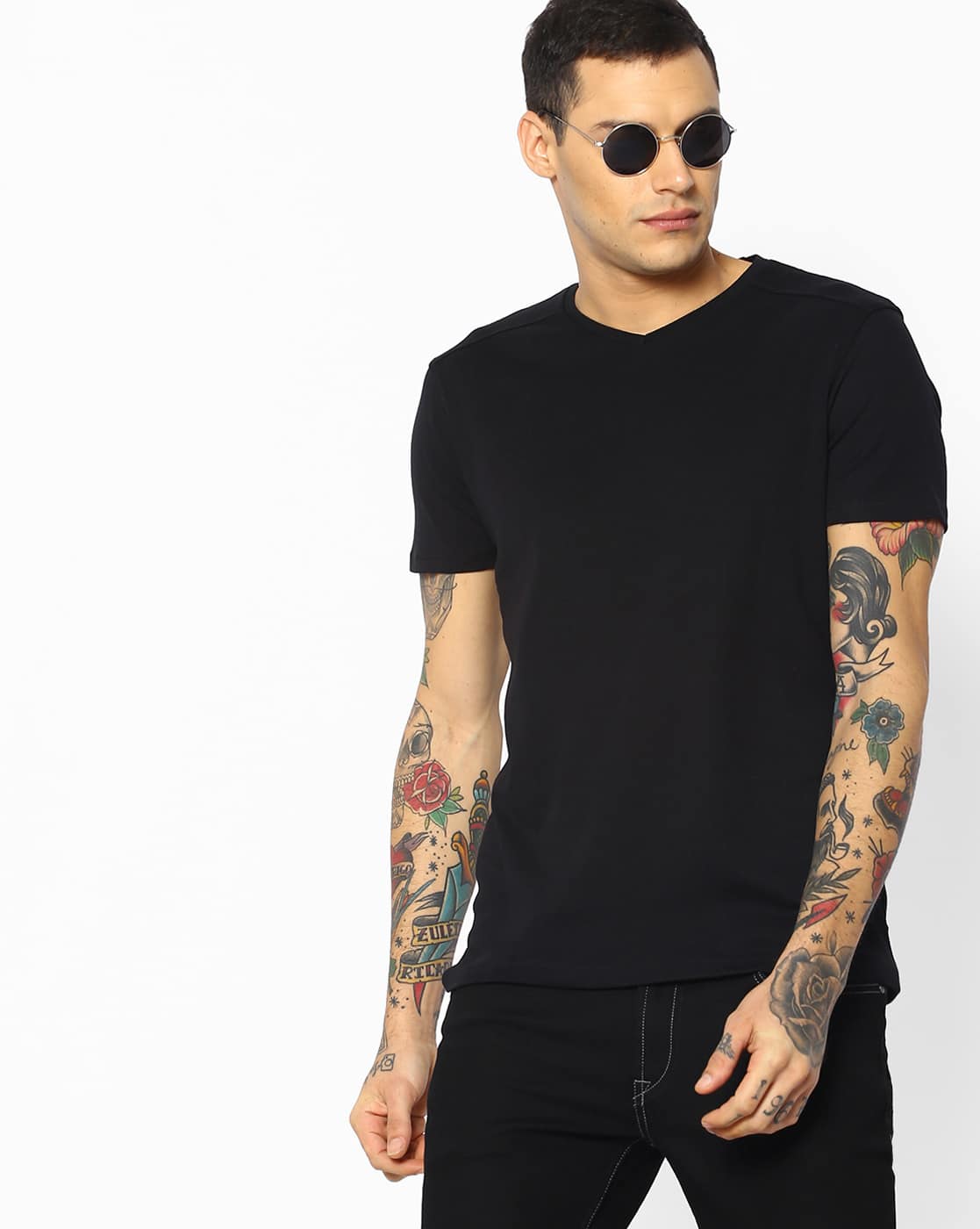 t shirt slim fit v neck
