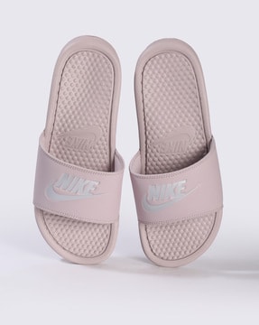 nike woman sliders