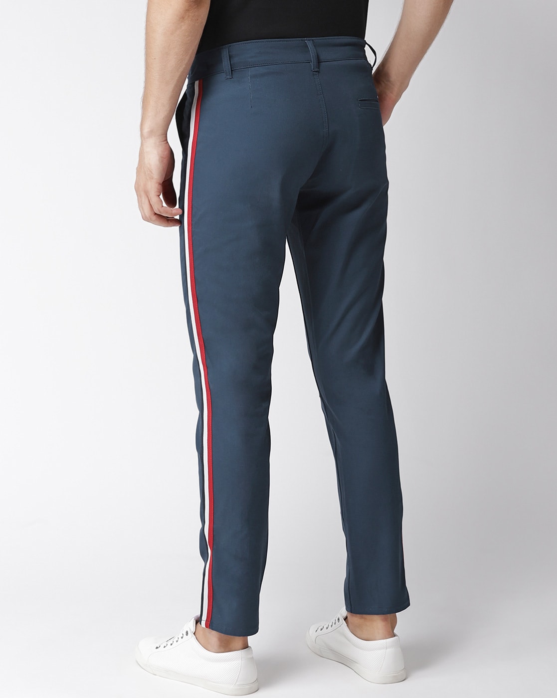 Buy Hubberholme Men Khaki Slim Fit Solid Chinos  Trousers for Men 9566303   Myntra