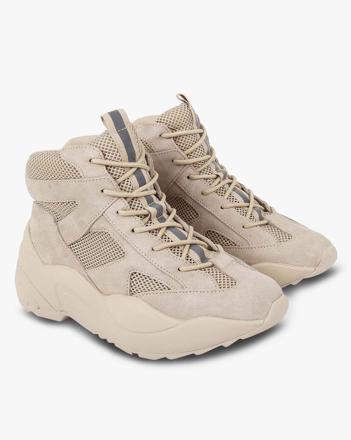 steve madden beige shoes