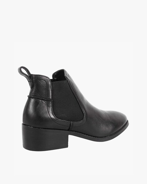 dicey chelsea boot