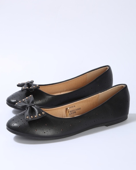 Black cut shoes hotsell for ladies