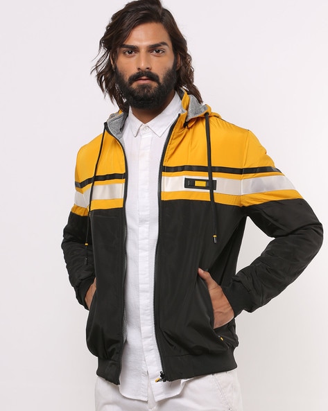 Buy FILA Men Navy & Yellow Hooded Puffer Jacket - Jackets for Men 1607173 |  Myntra