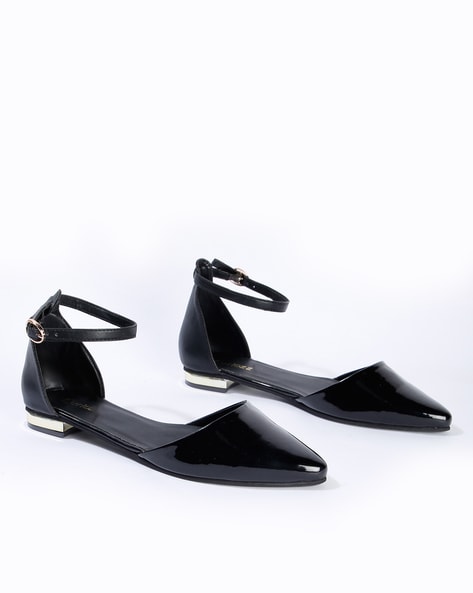 flat pointed shoes black