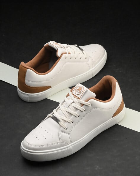 Men Round-Toe Lace-Up Shoes