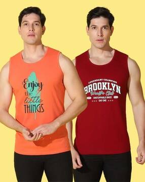 woostro Pack of 2 Men Typographic Print Sleeveless Vest-picture-0