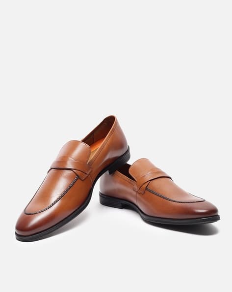 VAN HEUSEN Men Round-Toe Slip-On Shoes