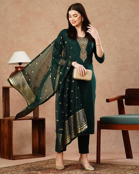 ANNI DESIGNER Women Embroidered Straight Kurta Suit Set
