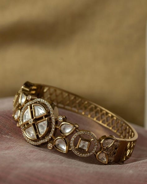 KAYRAH Women Gold-Plated Stone-Studded Cuff Bracelet