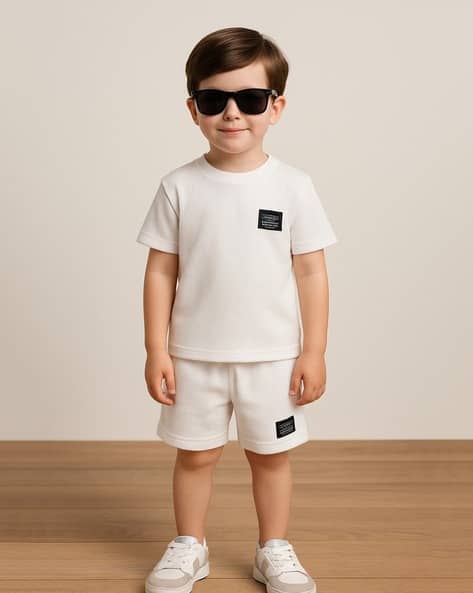 Ninas Boys Patch-Work Shorts & T-Shirt Set
