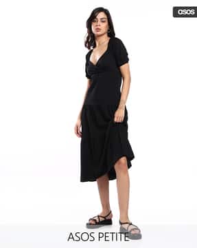 Buy ASOS DESIGN Petite Short Sleeve Wrap Tier... Online | Ajio.com Buy ASOS DESIGN Petite Short Sleeve Wrap Tier... Online | Ajio.com
