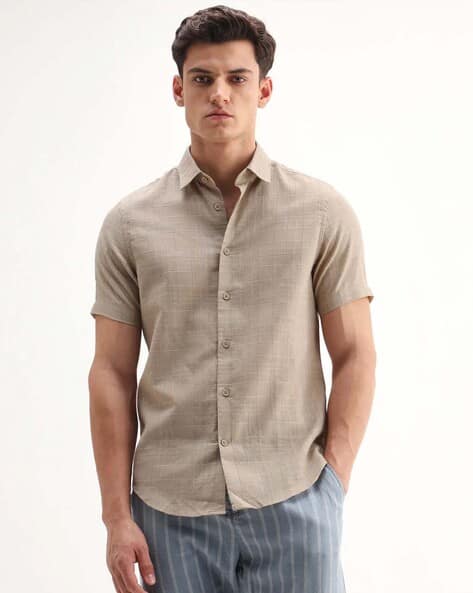 Rare Rabbit Men Regular Fit Shirt with Curved Hem