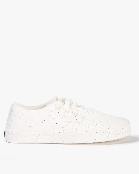 Women Lace-Up Shoes