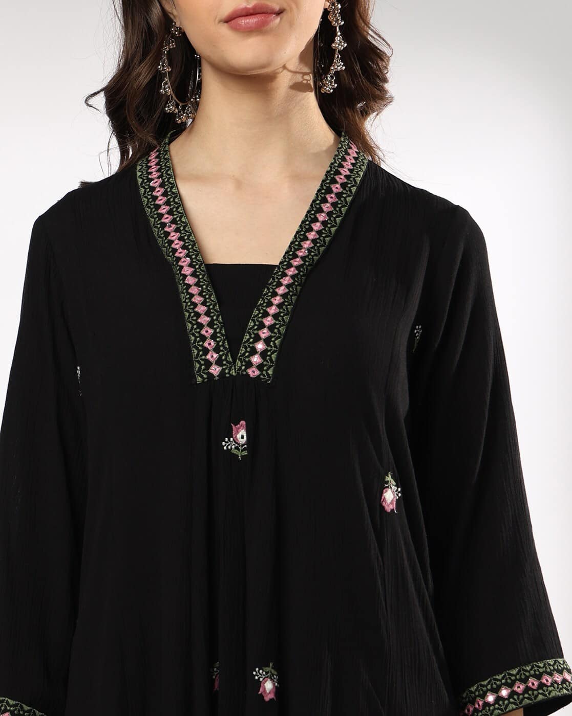 Buy Black Kurtas for Women by AVAASA MIX N' MATCH Online | Ajio.com