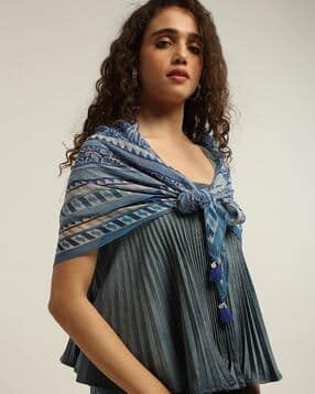 label ritu kumar Maritza Square Scarf-picture-30