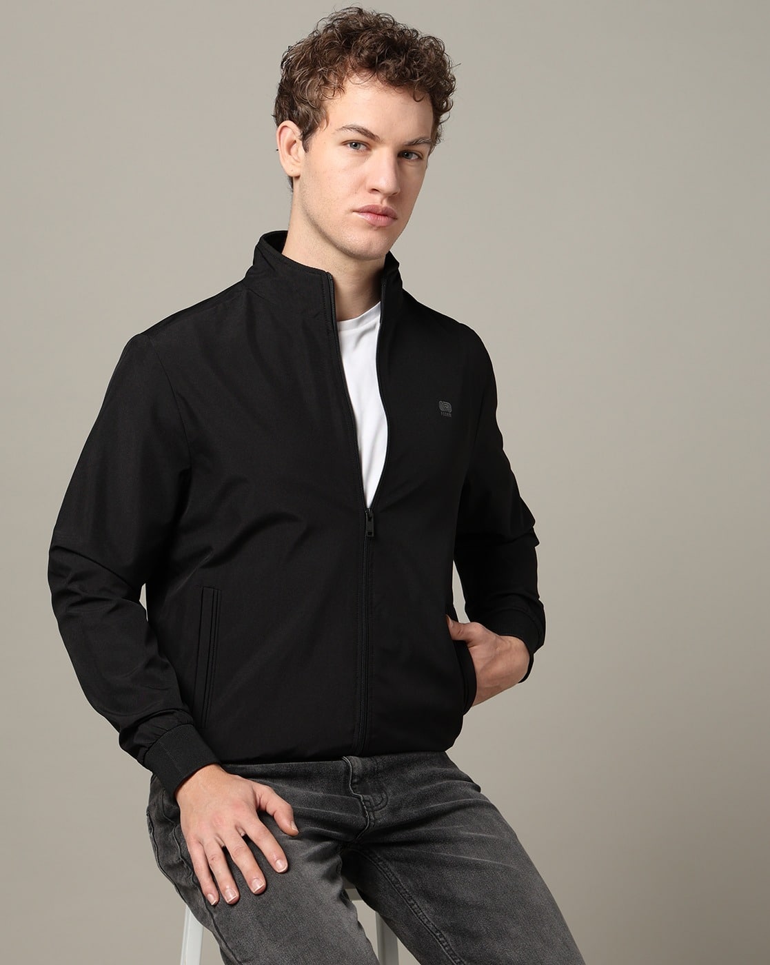 t-base Men Windcheater Sporty Jacket (XXL) by Myntra 胸 Tシャツ