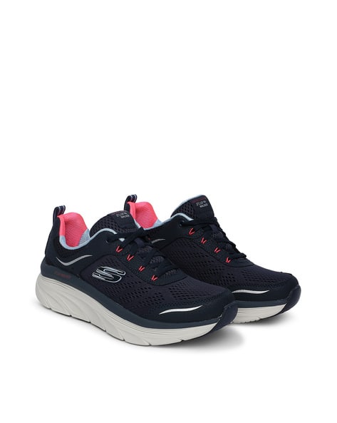 Skechers Women Heeled Walking Shoe with Lace Fastening