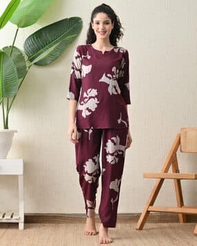 Women Floral Print Top & Pyjamas Set