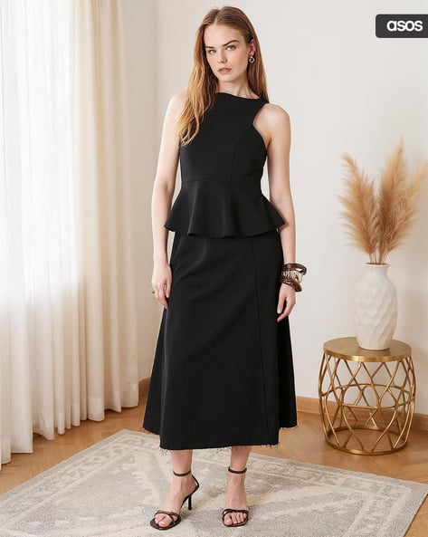 strapless open back dress Asos Design Tall Bandeau Peplum Hem Maxi Dress In Dark Green main image 0